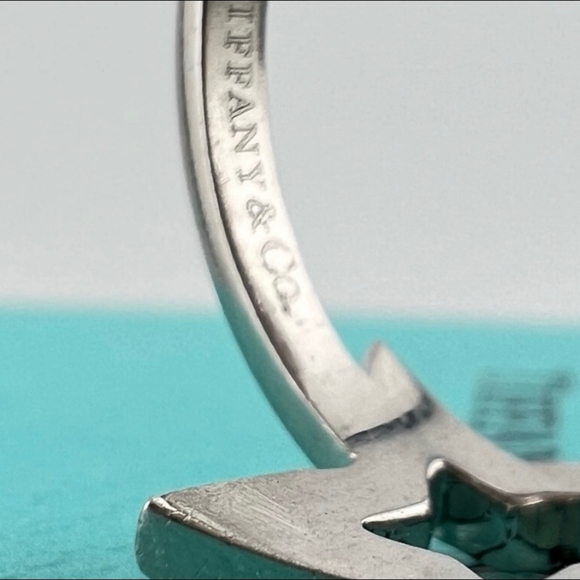 Tiffany & Co. Platinum Star Diamond Ring Vintage - Picture 4 of 5